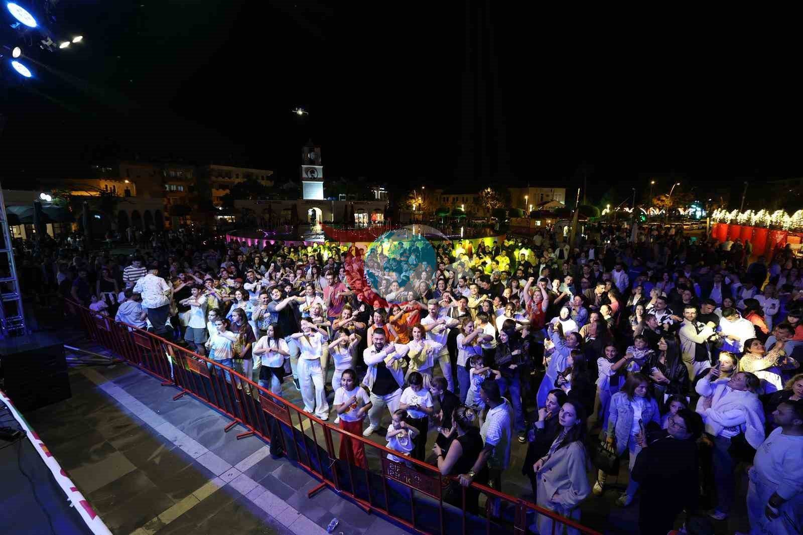 Latin Rüzgarı Marmaris'te Esti: Dans Tutkunları Buluştu