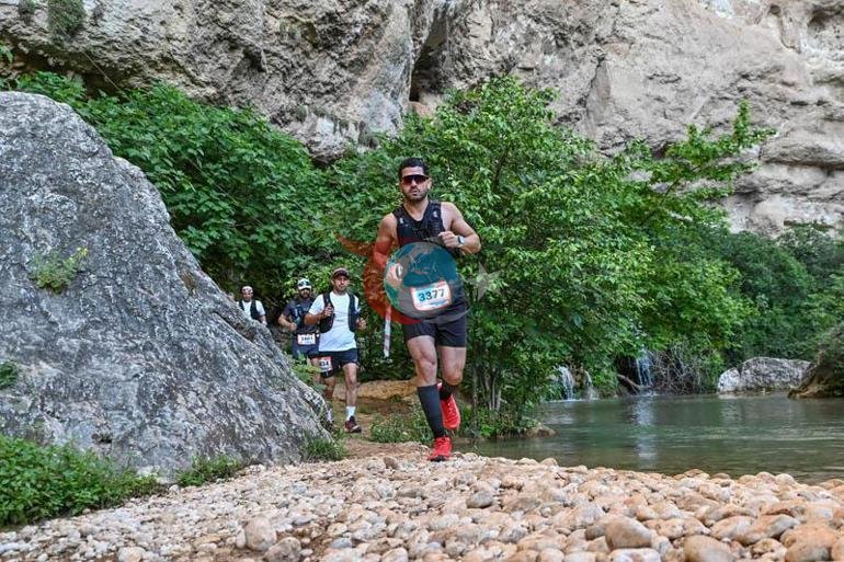 Kilikya Ultra Maratonuโnda sporcular tarihin izinde koลtu