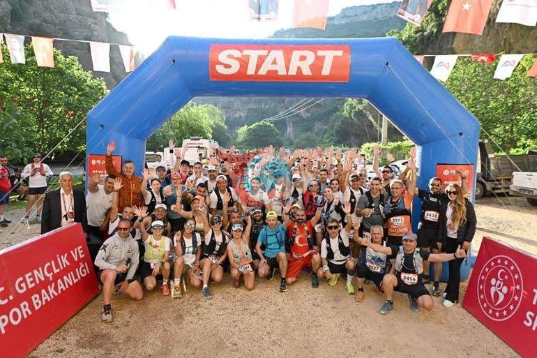 Kilikya Ultra Maratonuโnda sporcular tarihin izinde koลtu
