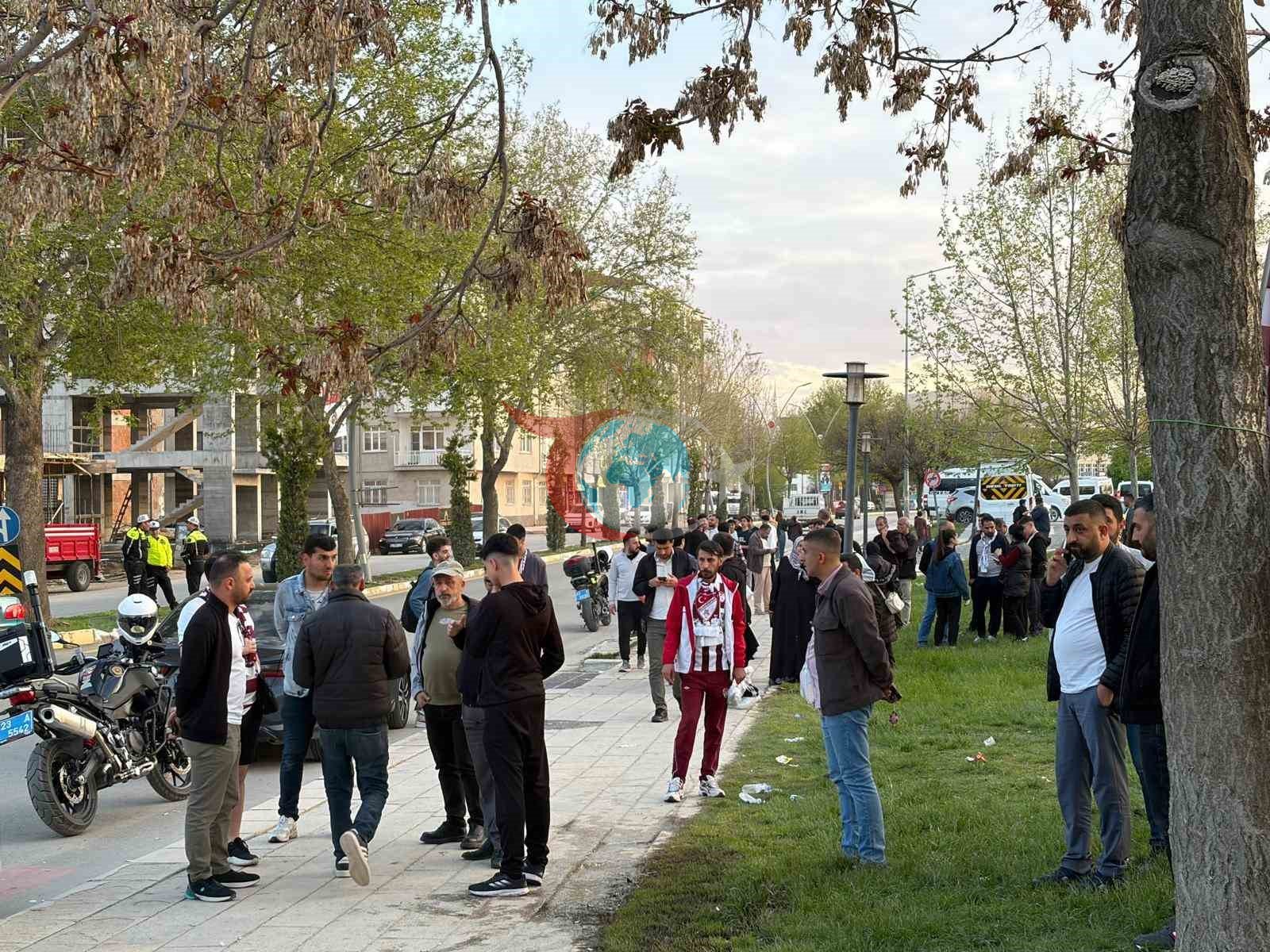 Elazığ&rsquo;dan yüzlerce otobüs Bursa&rsquo;ya gitti