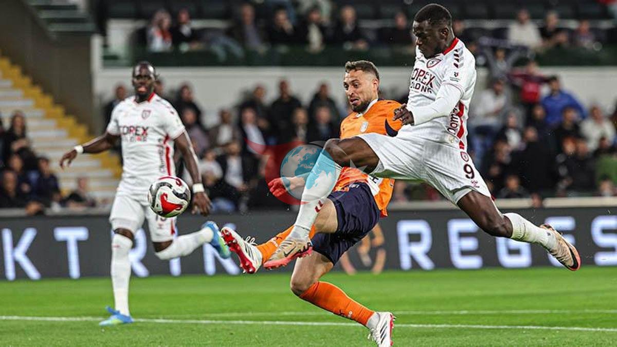 Başakşehir, Samsunspor'u 3-0 Mağlup Etti