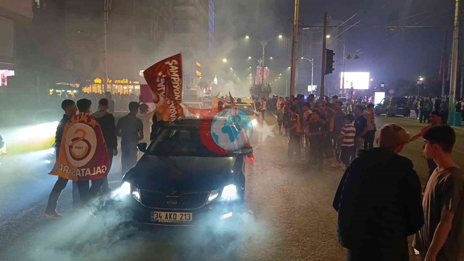 Şanlıurfa'da Galatasaray Taraftarlarından Unutulmaz Şampiyonluk Kutlaması