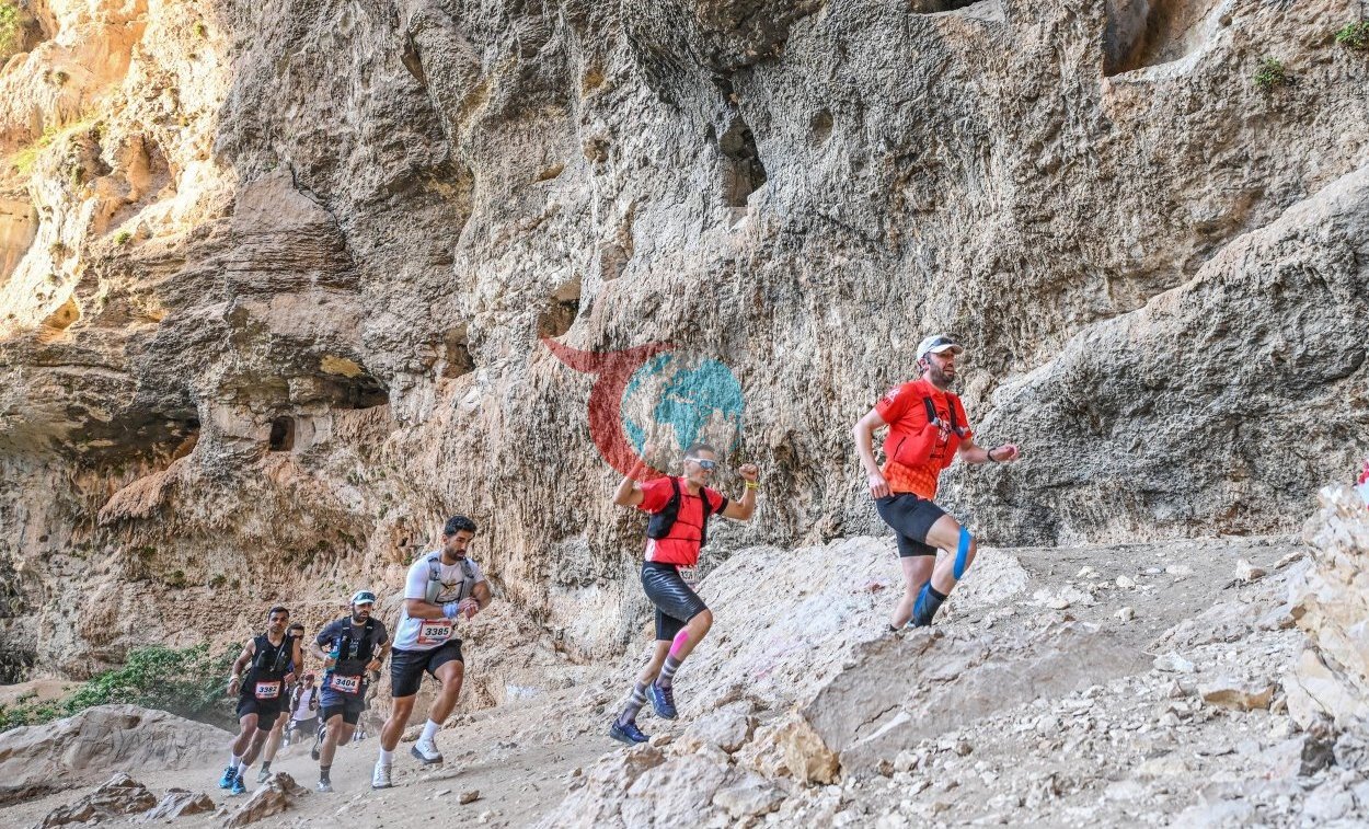 Mersin'de Antik Tarih ve Doğa İçinde Ultra Maraton Coşkusu