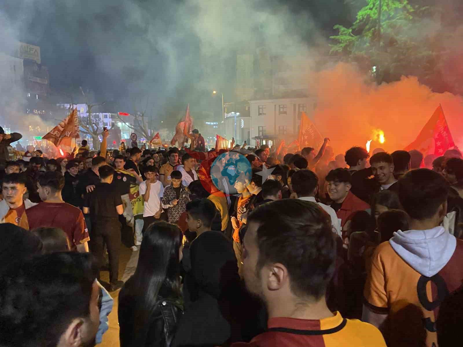 Galatasaray Taraftarları Kastamonu'da Şampiyonluk Coşkusu Yaşadı