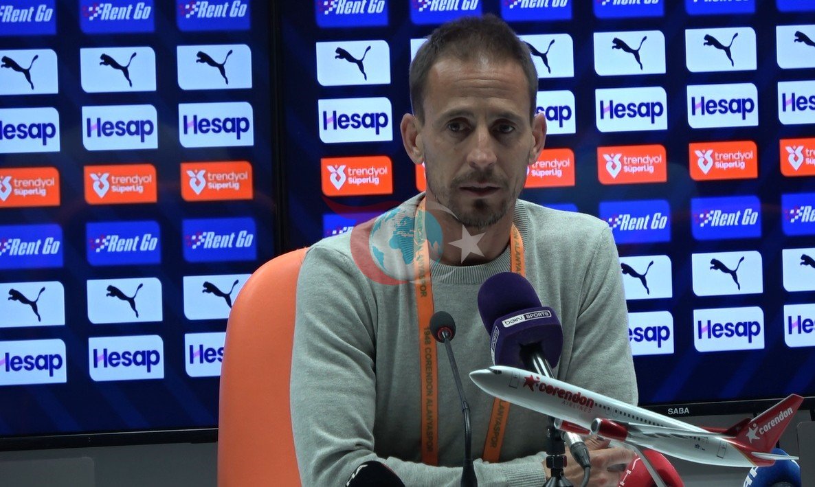 Alanyaspor Süper Lig'de Kalıcı Oldu: Pereira'nın Başarı Yorumu