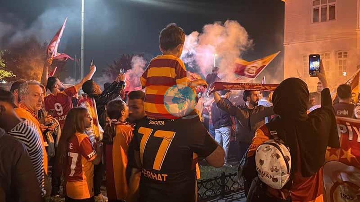 Galatasaray'ın Zaferi Yalova'da Büyük Coşkuyla Kutlandı