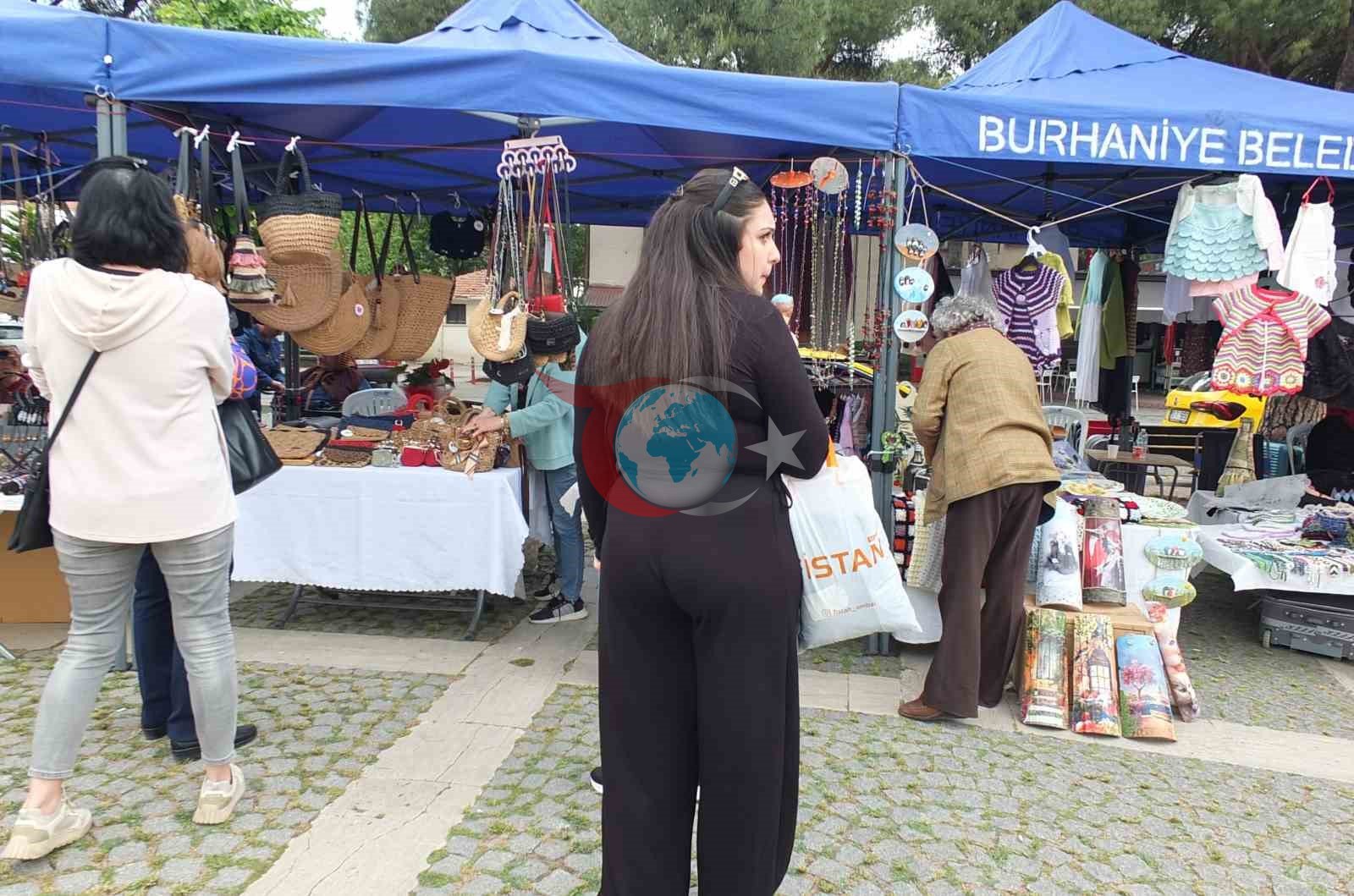 Balıkesir'de Anneler Günü'nde Kadınlardan El Emeği Sergisi