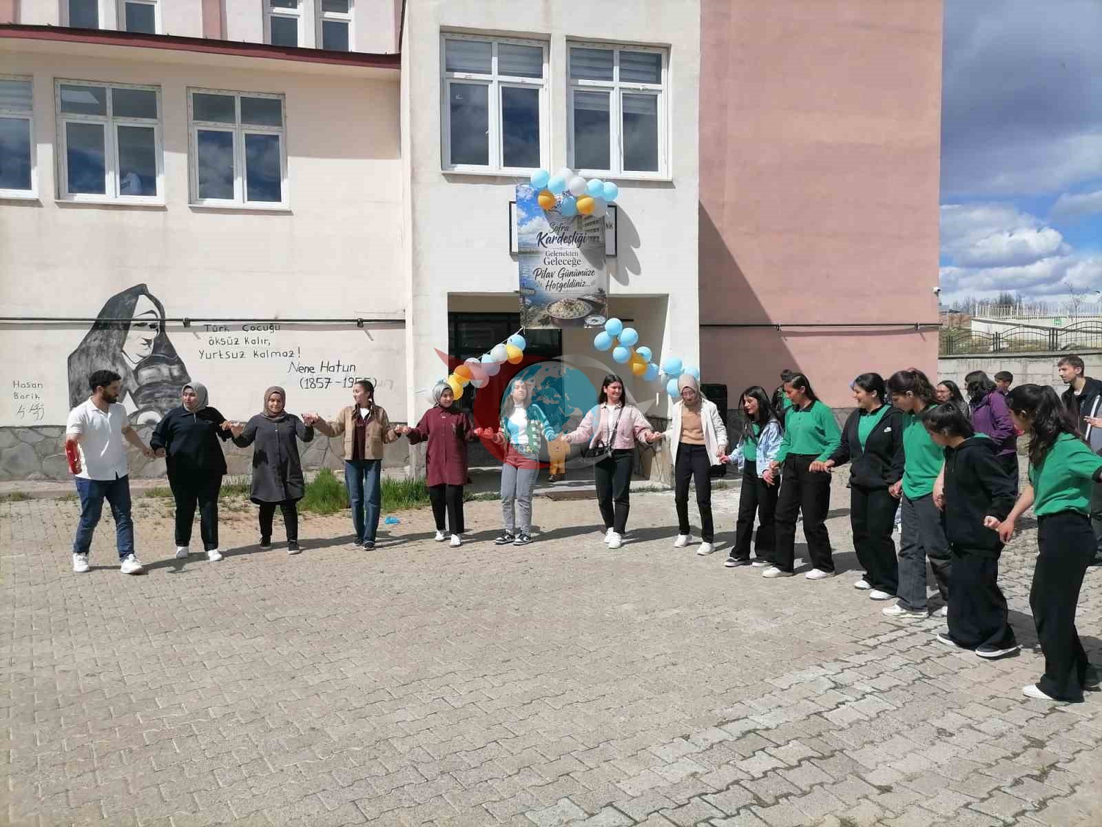 Erzurum'da Eğitim ve Kardeşlik Sofrası: Karaçoban'da Buluşma