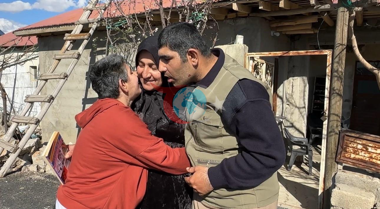 Hakkari'de Fedakar Anne: 38 Yıldır Engelli Çocuklarına Adanmış Bir Hayat