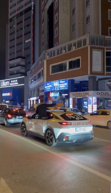 Bursa’da renkli gece