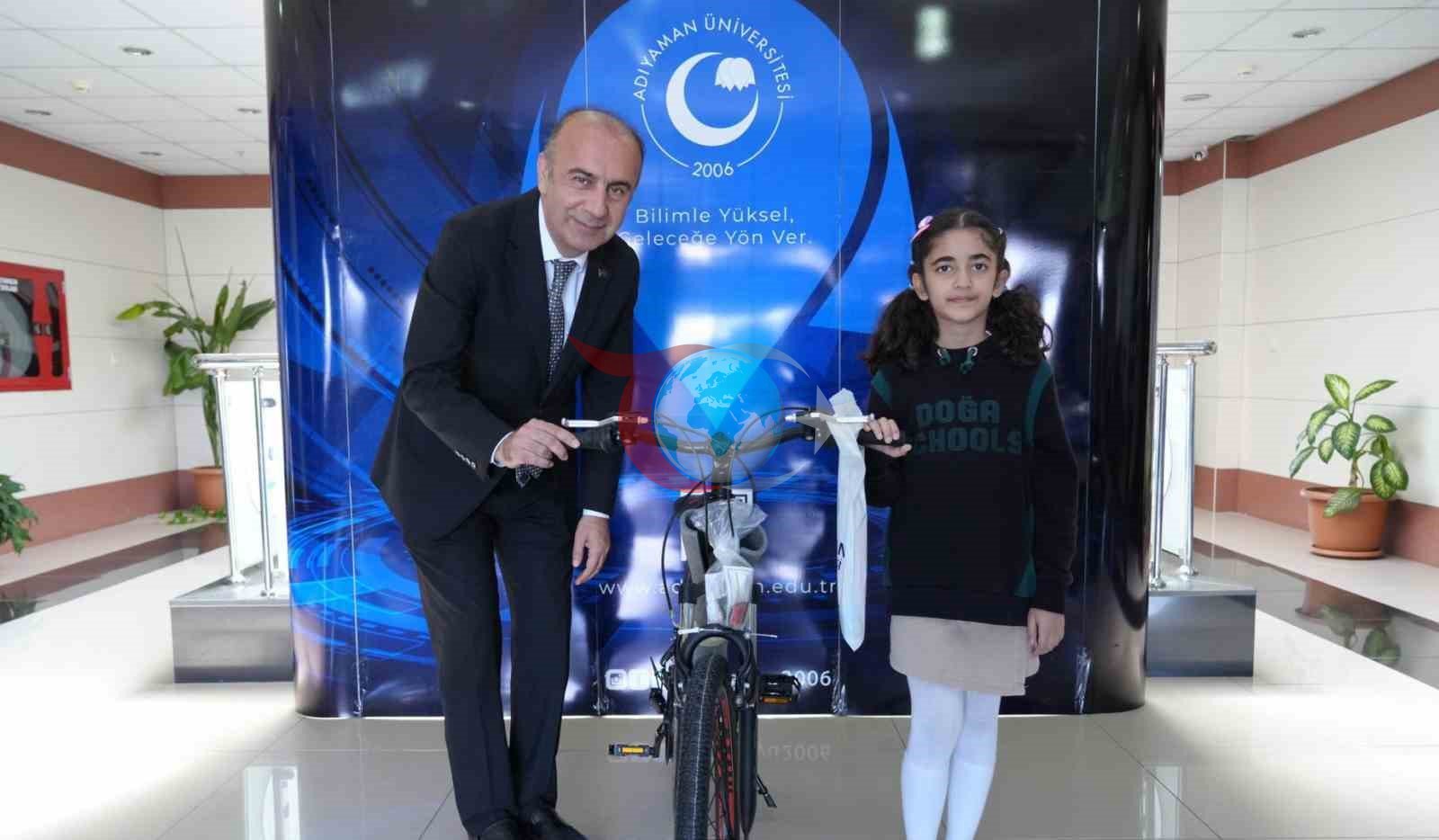 Gənc sənətkardan böyük uğur.