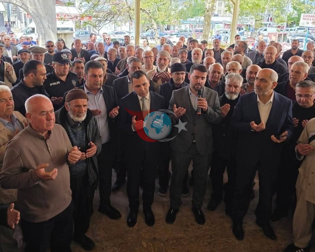 Adıyaman’da Hacı Adayları Dualarla Kutsal Yolculuğa Çıktı
