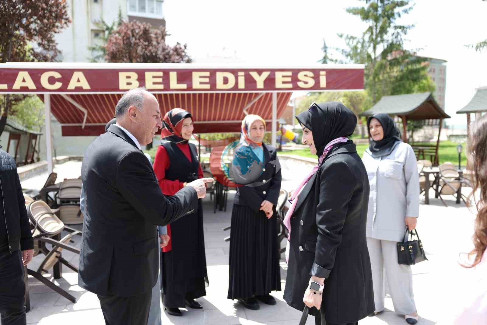Alaca&rsquo;da Anneler Günü&rsquo;nde anlamlı buluşma