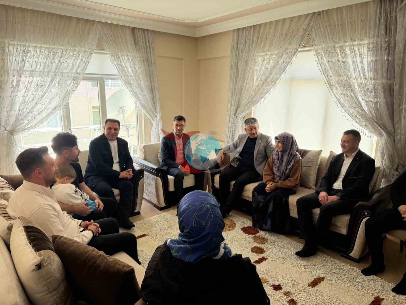 Milletvekili Çopuroğlu'ndan Anlamlı Anneler Günü Ziyareti