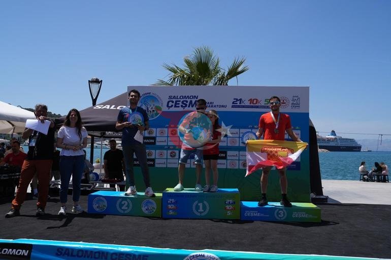 Çeşme Yarı Maratonu’nda ödüller sahiplerini buldu