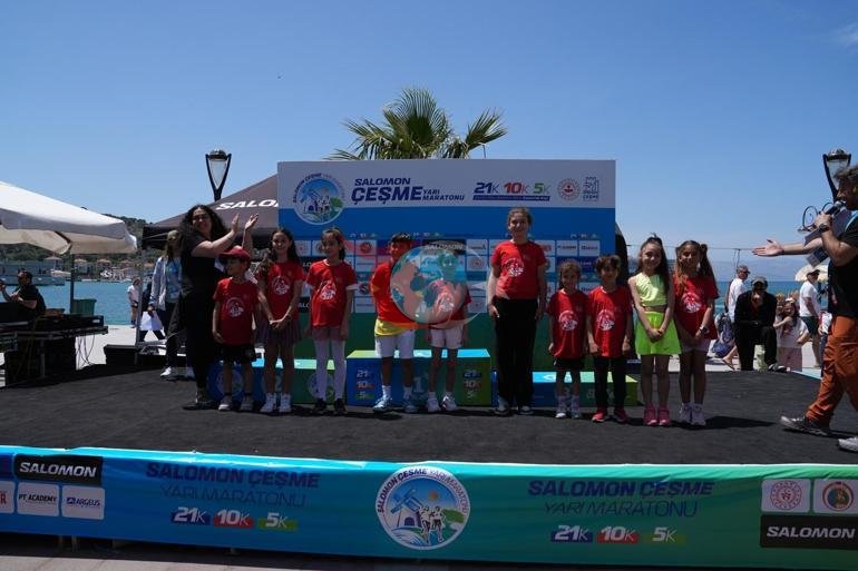 Çeşme Yarı Maratonu’nda ödüller sahiplerini buldu