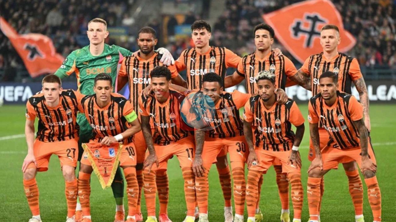 Arda Turan'ın Shakhtar'ı Ukrayna'da Şampiyonluk Sevincini Yaşadı