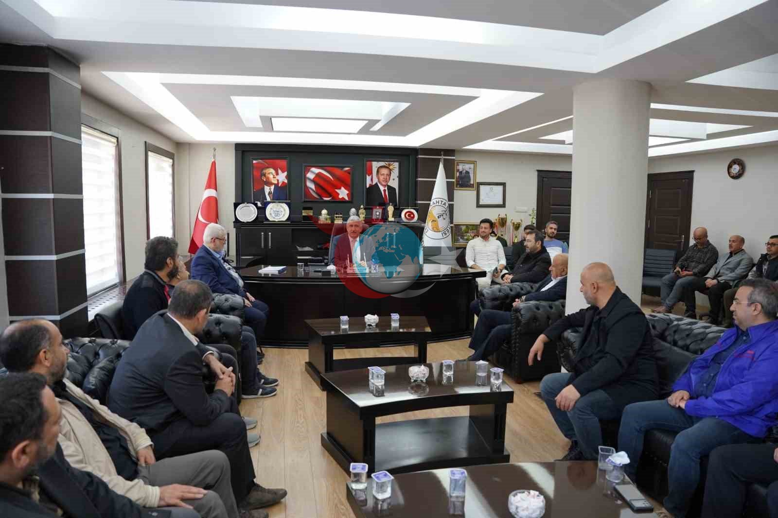 Kahta'da Uluslararası İlmî Buluşma: Başkan Hallaç Ev Sahipliği Yaptı