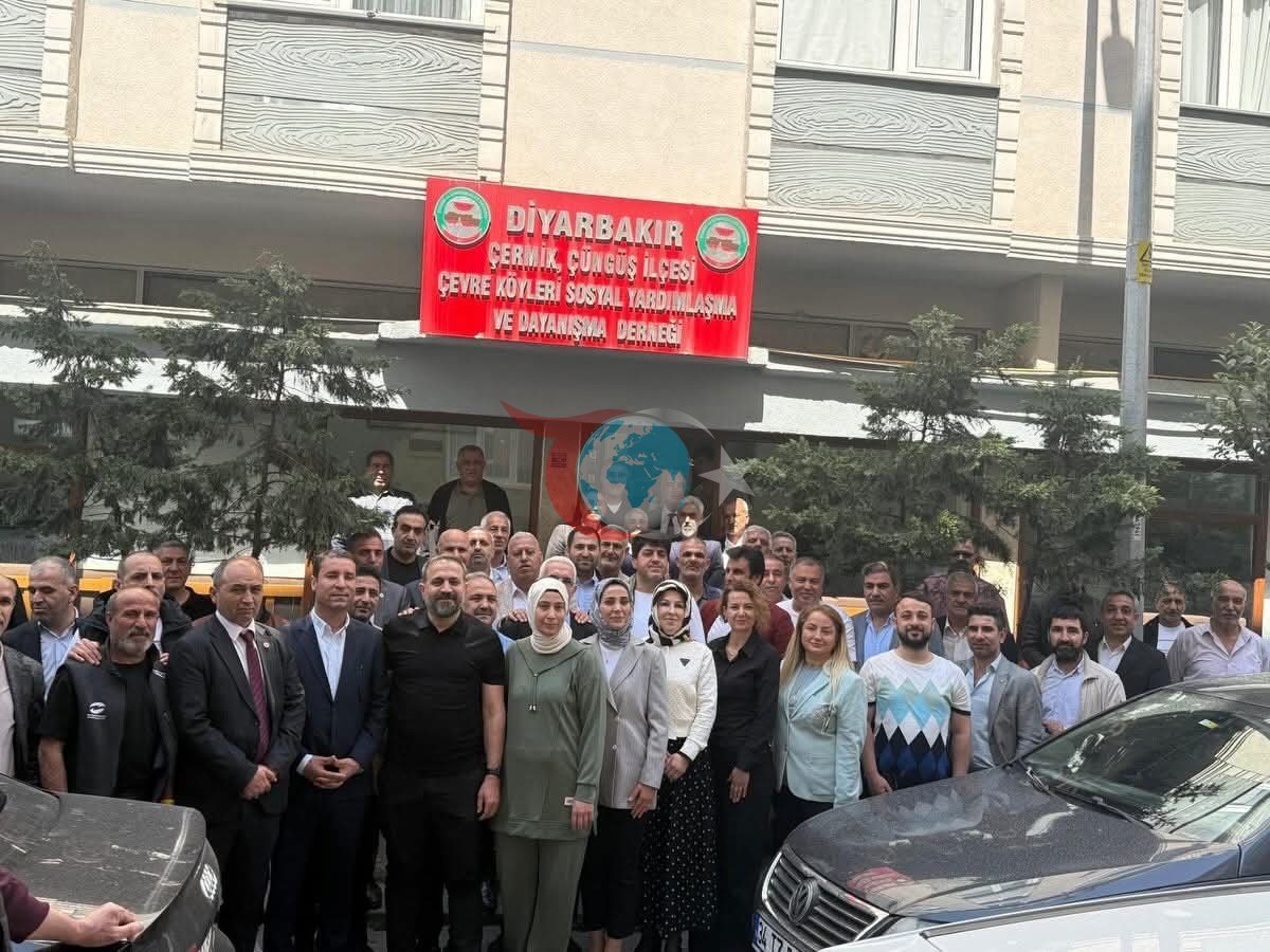 İstanbul'daki Diyarbakırlılar Geleneksel Kahvaltıda Buluştu