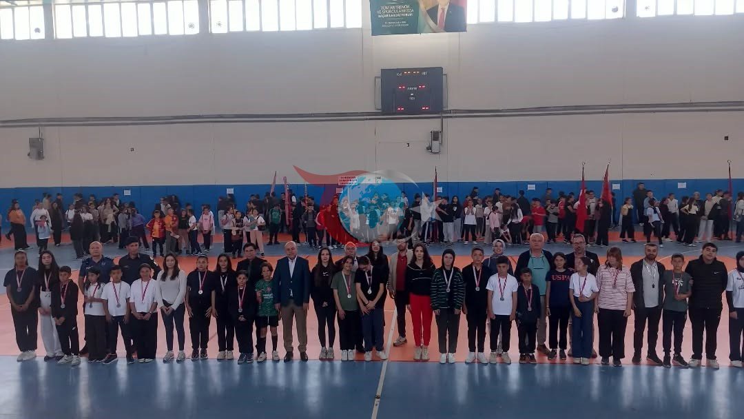 Yenipazar'da Geleneksel Oyun Festivali Coşkusu