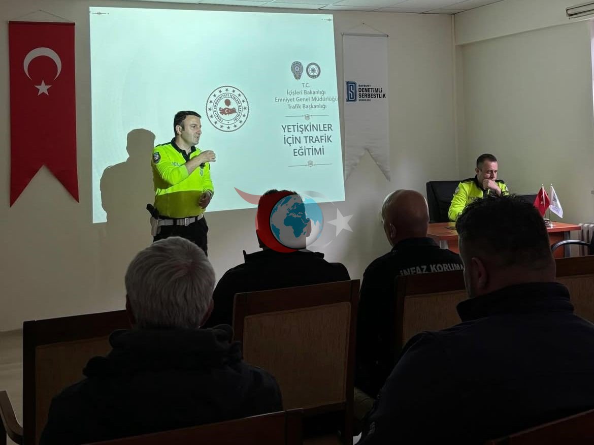 Bayburtda çağırışçılara yol hərəkəti təhlükəsizliyi üzrə təlim keçirilib.