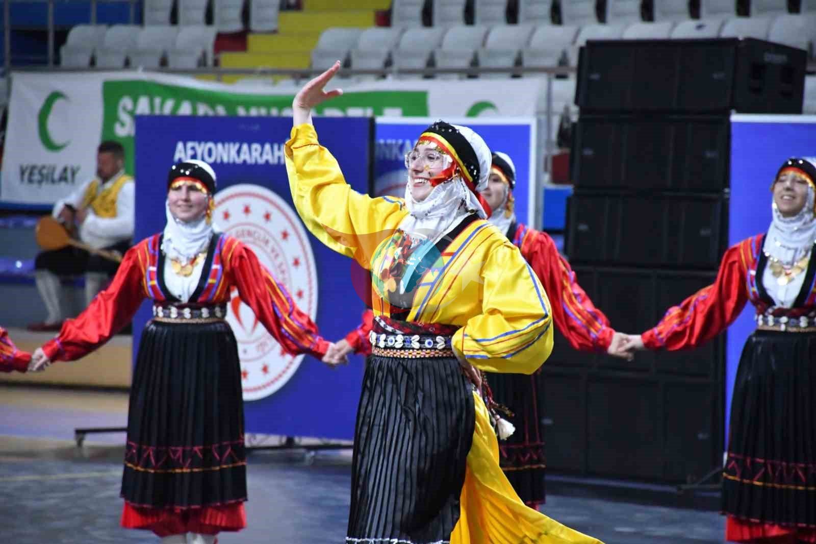 Afyonkarahisar'da Halk Oyunları Şampiyonası Sonuçlandı