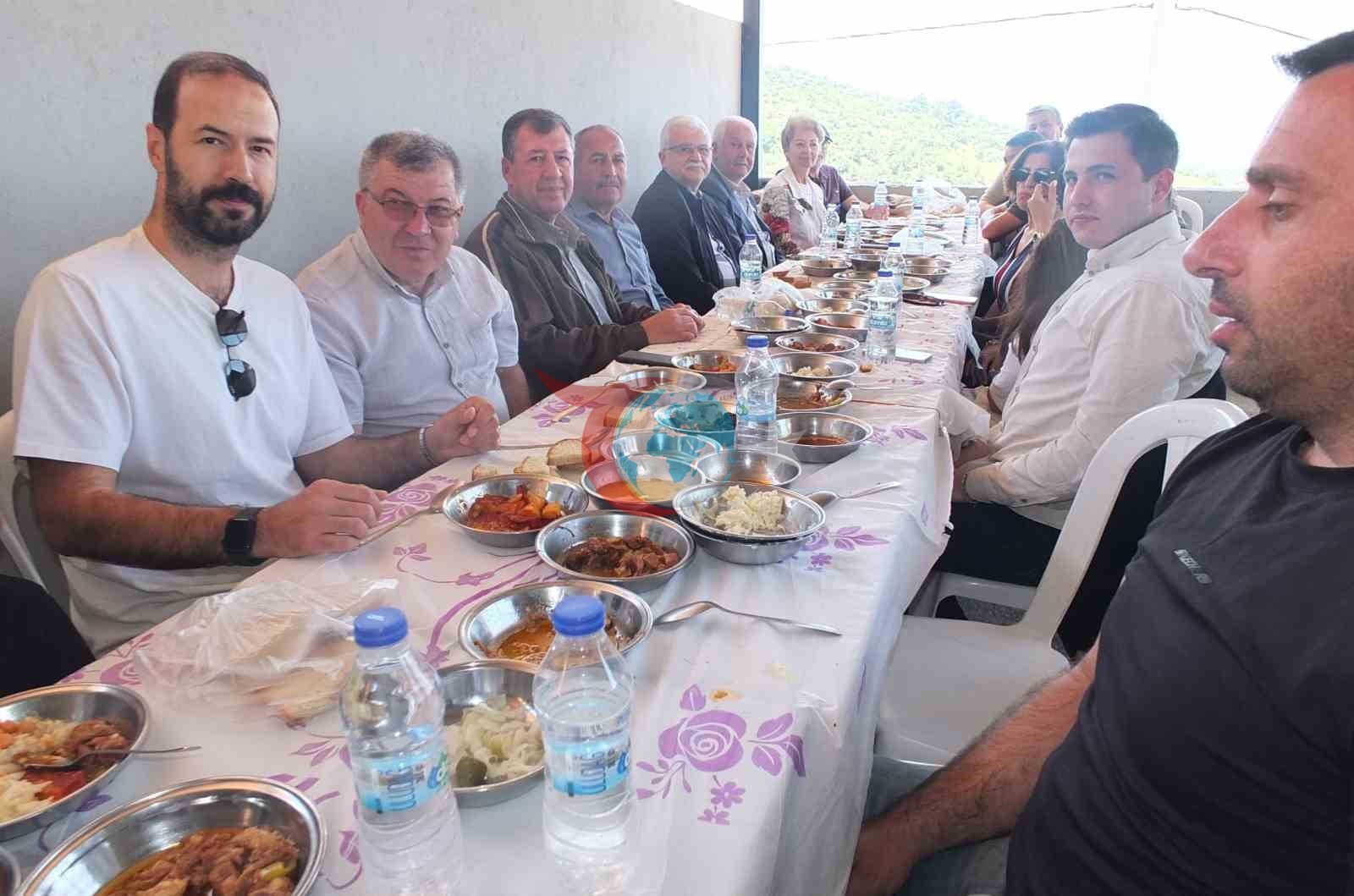 Balıkesir'de Geleneksel Çiftçi Hayırları Coşkuyla Devam Ediyor