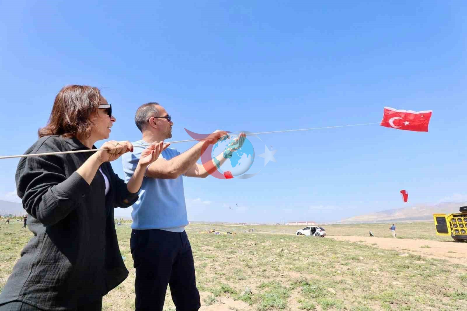 Niğde'de Anneler İçin Uçurtma Şöleni: Renkli Anlar Yaşandı