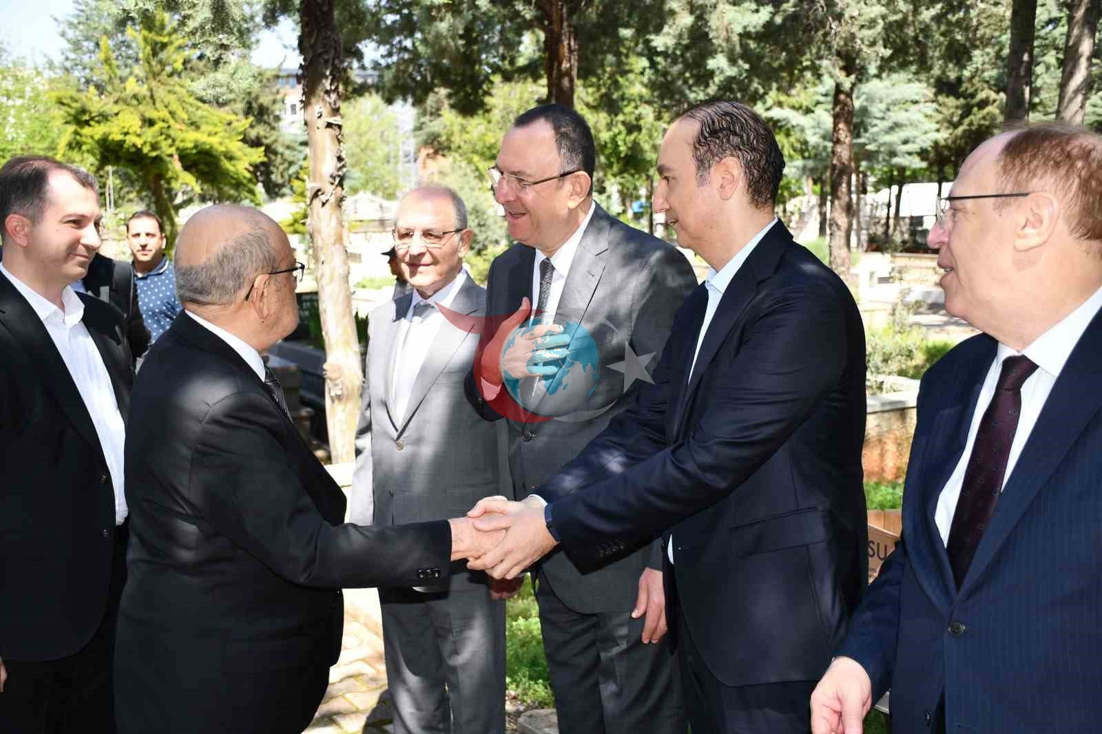 Naci Topçuoğlu Vefatının 18. Yılında mezarı başında dualarla anıldı