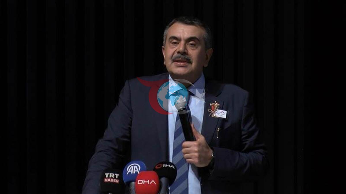 Bakan Tekin'den Eğitimde Milli Bilinç Vurgusu