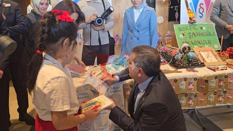 Bakan Tekin: Milli şuurumuz, milli bilincimiz her daim zinde olmalı