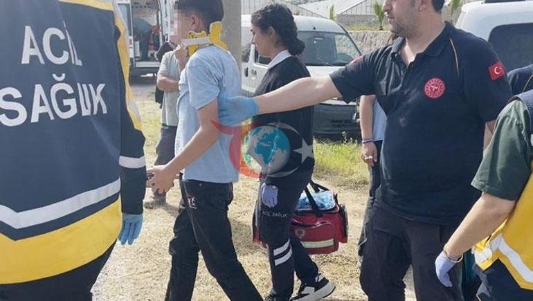 Antalyada okul servisi şarampole uçtu Yaralı öğrenciler var