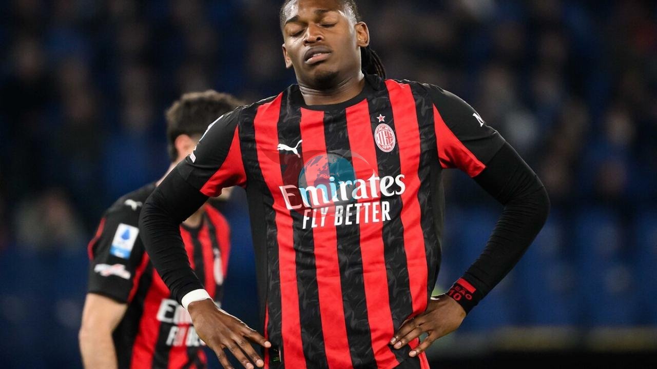 Milan ve Rafael Leao Arasındaki Gerilim Tırmanıyor