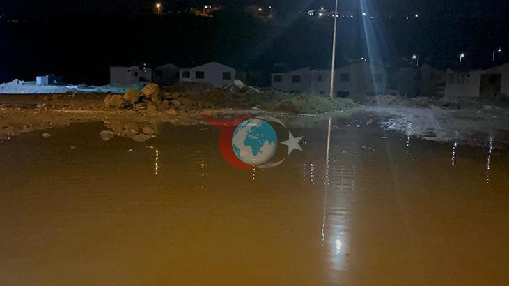 Kayseri'de Sağanak Yağış Krizi: Evleri Su Bastı, Vatandaşlar Kurtarıldı