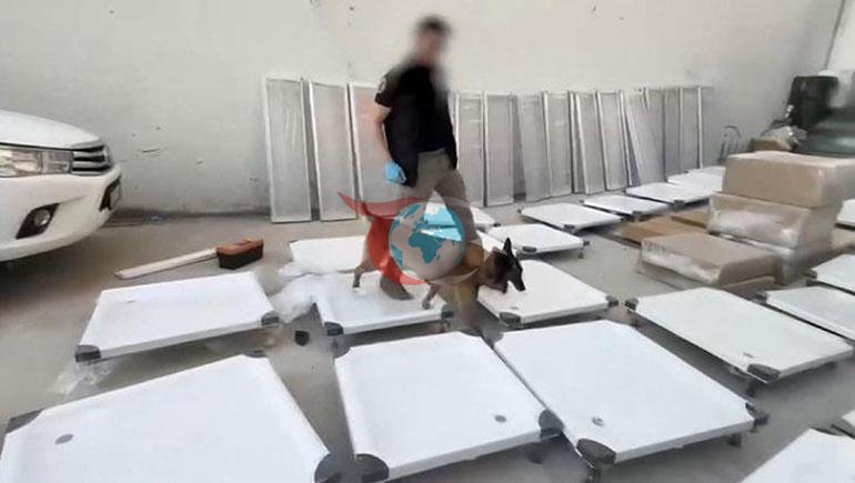 Bağcılarda kamyonete uyuşturucu operasyonu Ele geçirilen miktar dudak uçuklattı