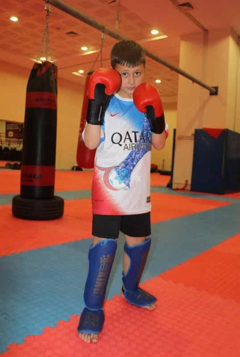 Muaythai sporuna ilgi; gençler hem kendini savunuyor hem geleceğini inşa ediyor