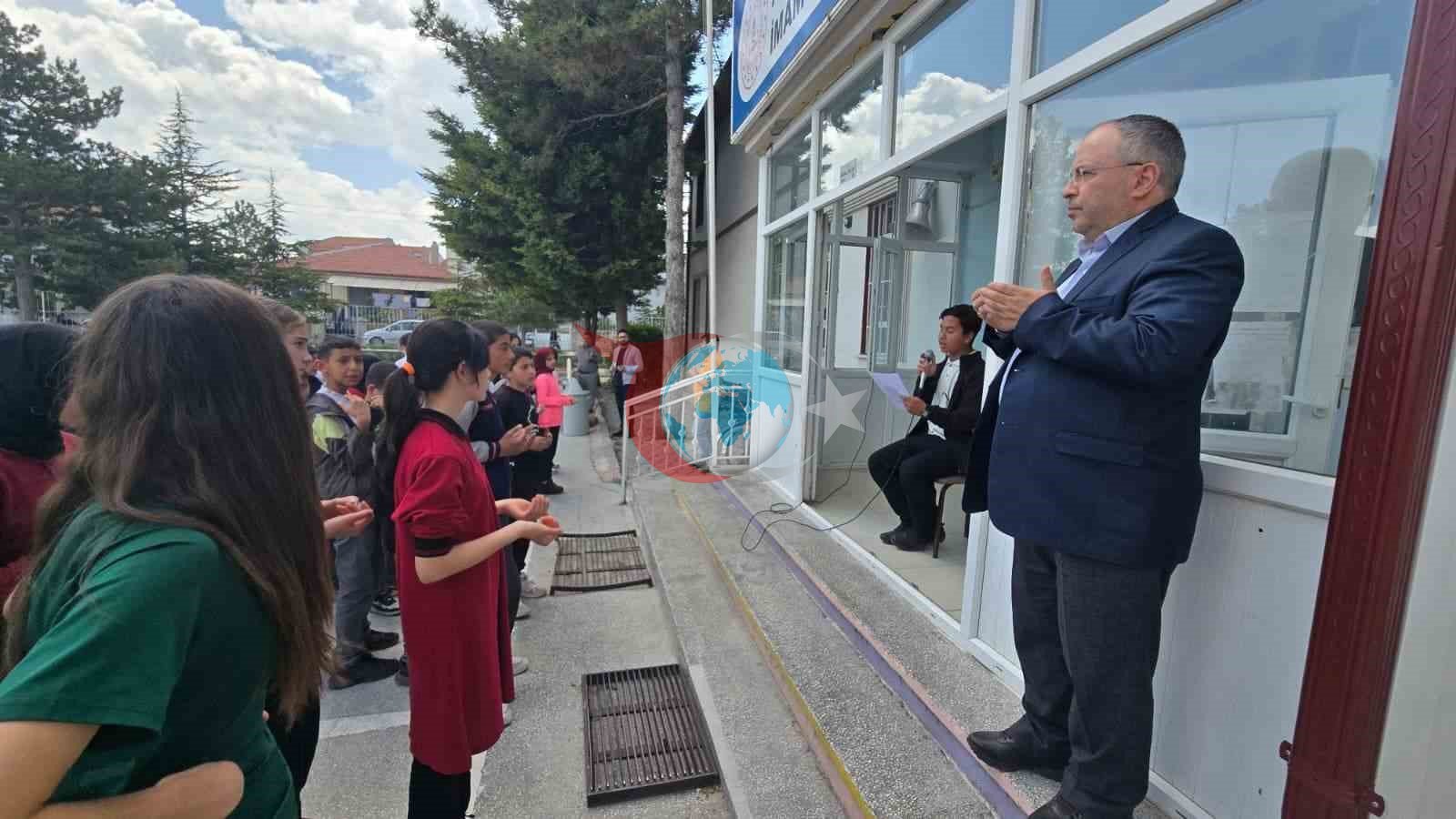 Afyonkarahisar'da Trafik Kazasında Ölen Öğrenci İçin Anma Töreni Düzenlendi