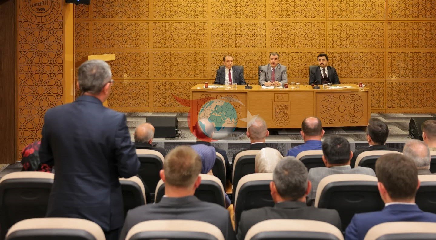 Bayburt'ta Kamu Hizmetleri ve Yatırımlar Değerlendirildi