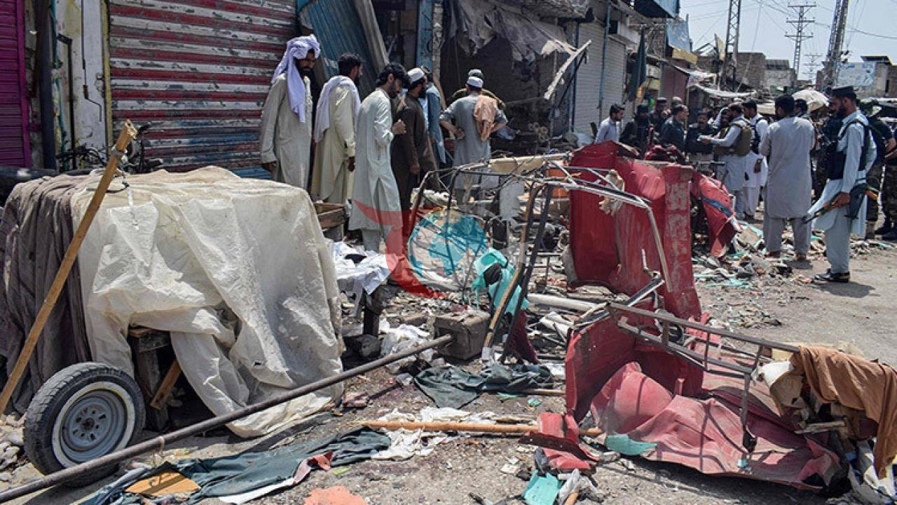 Pakistan'da Polis Karakolu Yakınında Ölümcül Patlama