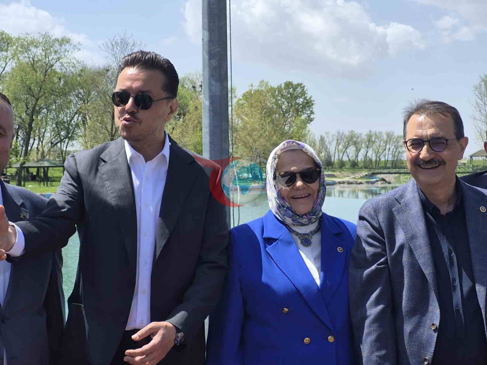 AK Parti milletvekillerinden yerel yönetime liyakatsizlik ve yatırım eksikliğiyle eleştirisi