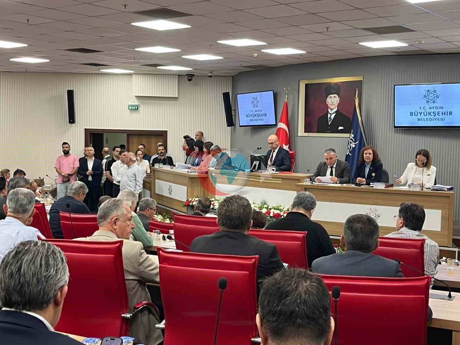 Aydın'da Toplu Taşıma ve Taksi Ücretlerine Yüzde 40 Zam