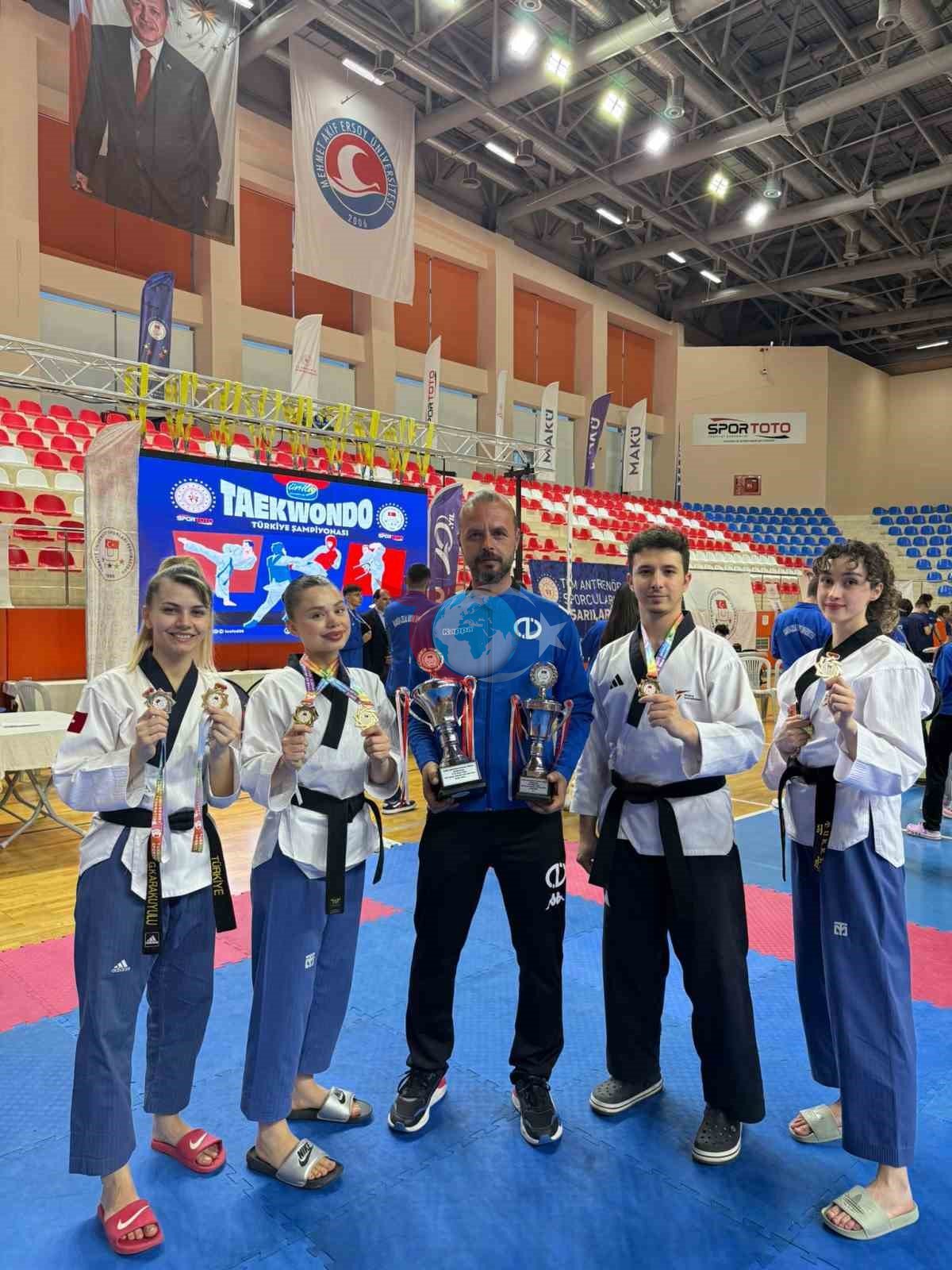 Anadolu Üniversitesi teakwondo branşında Türkiye şampiyonu oldu