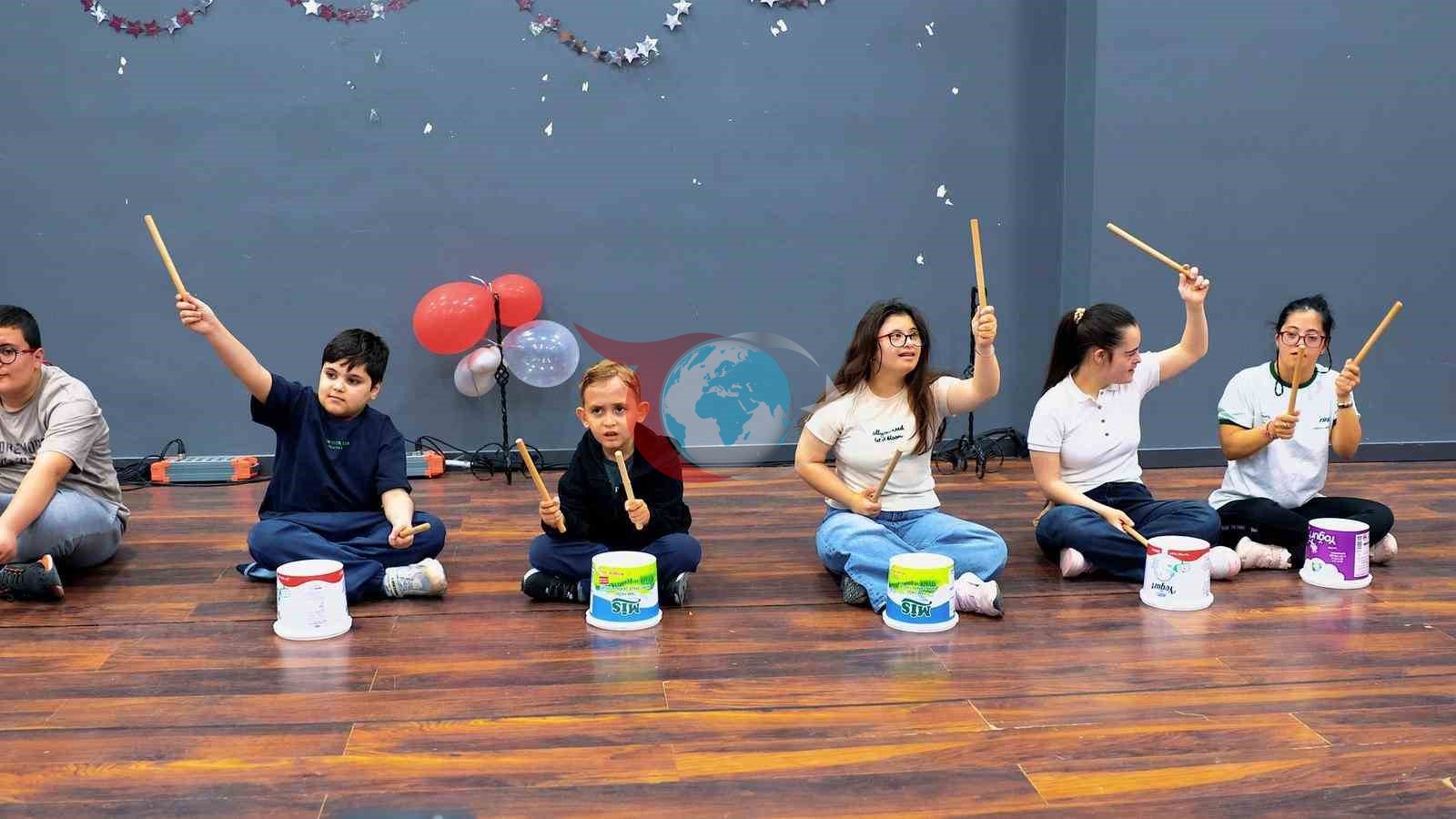 Engelsiz Yaşam Merkezi'nde Ritimle Farkındalık