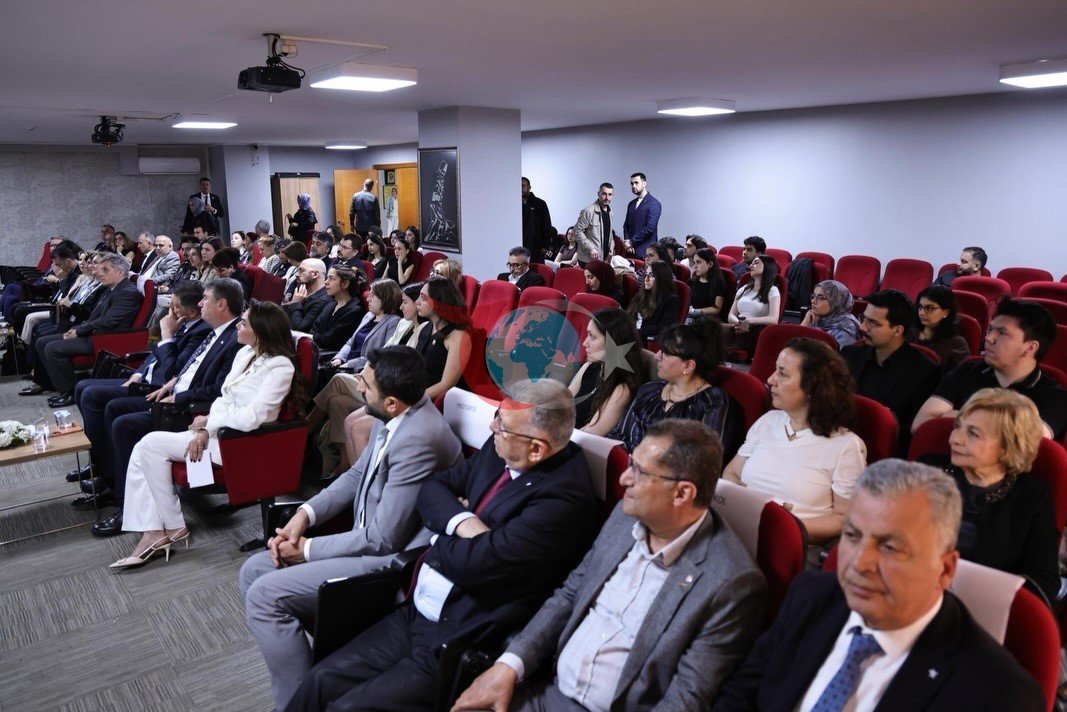 Zonguldakda Əczaçılıq Günü paneli keçirilib