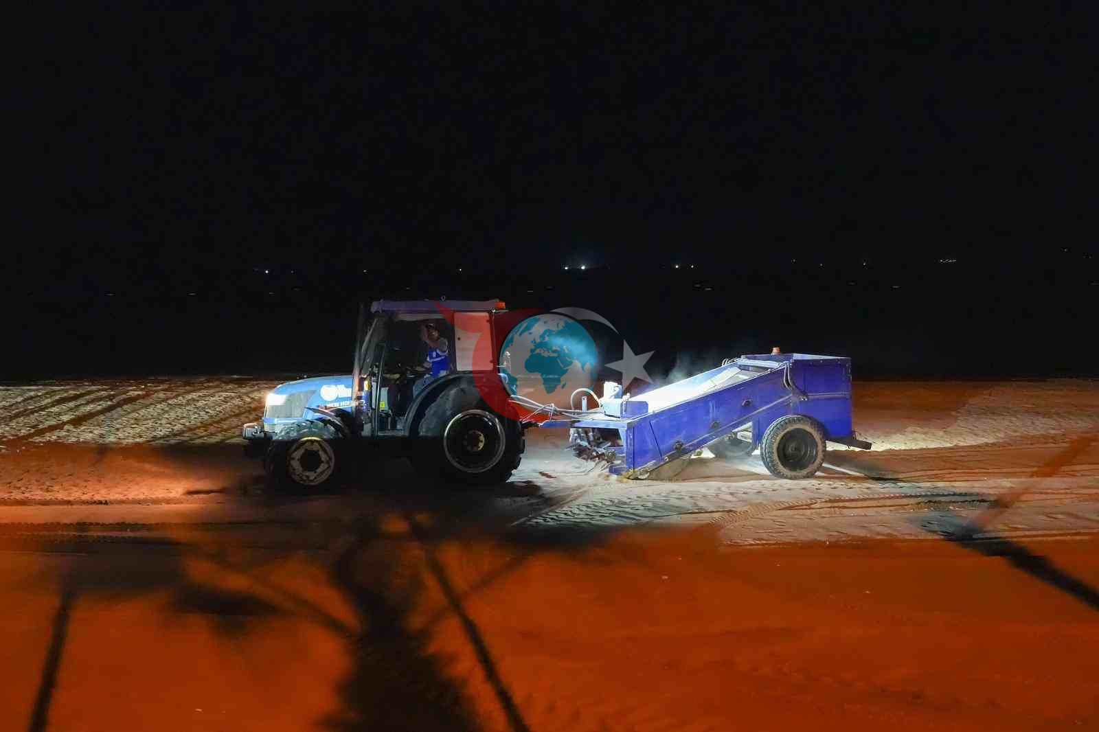 Didim'de Altınkum Sahili Yaz Sezonuna Hazırlanıyor