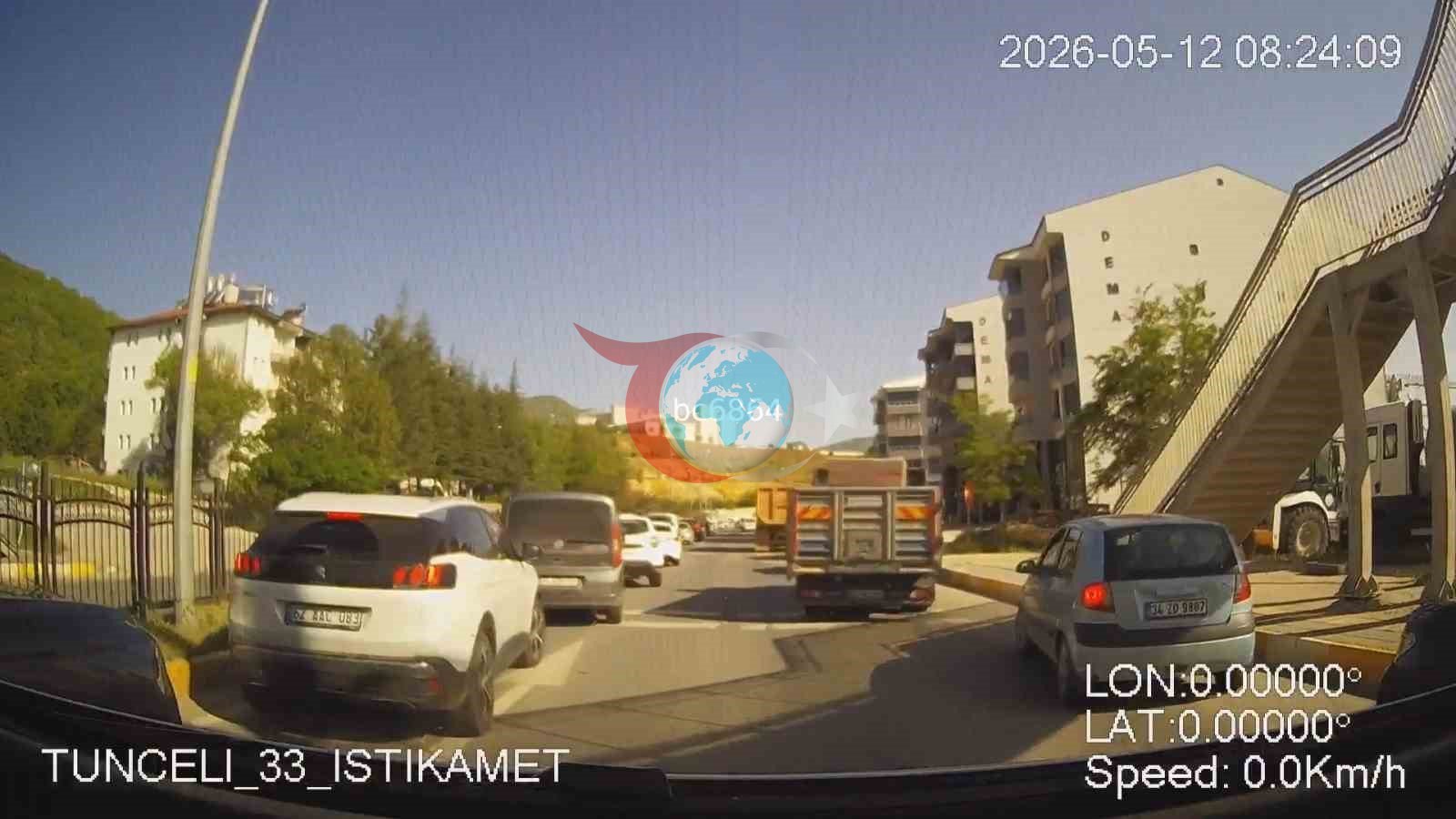 Fermuar sistemiyle yaşama yol verdiler