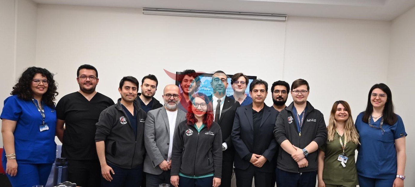 İç organları ters yerleşimli olan hastaya akciğer ameliyatı yapıldı