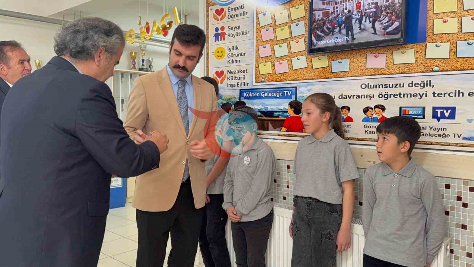 Sandıklı&rsquo;da &rsquo;Akran Nezaketi Projesi&rsquo; hayata geçirildi