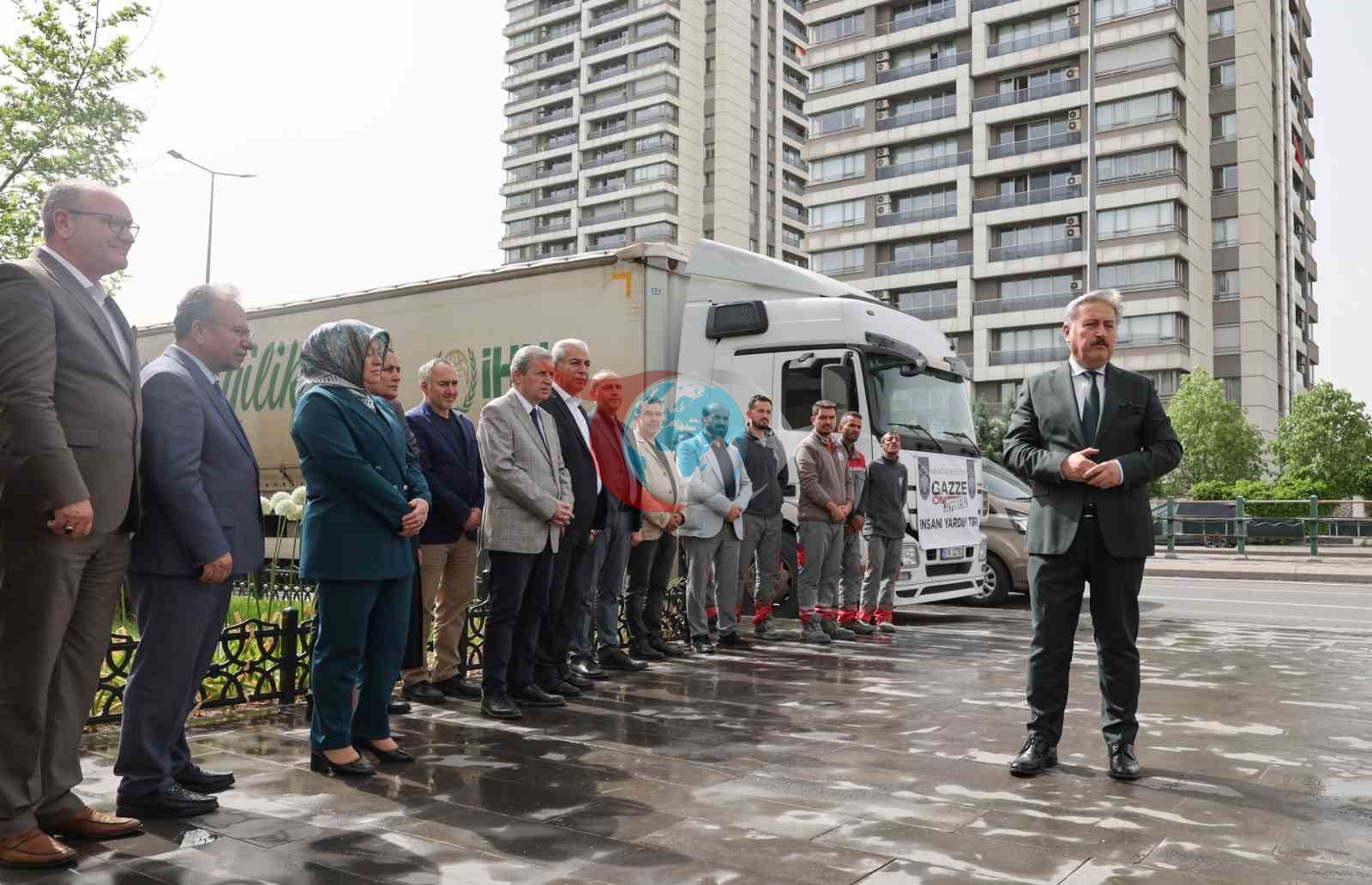 Melikgazi Belediyesi’nin yardım tırları Gazze’ye doğru yola çıktı