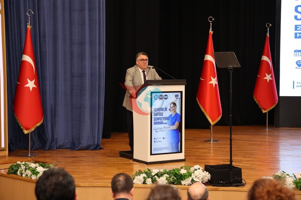Zonguldak'ta Hemşirelik Haftası Sempozyumu Coşkuyla Başladı